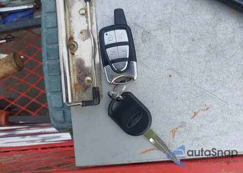 2010 Ford Focus Sel из США, поврежденный, VIN 1FAHP3HN3AW275334